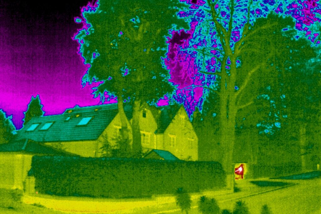 Thermal image of a housing estate